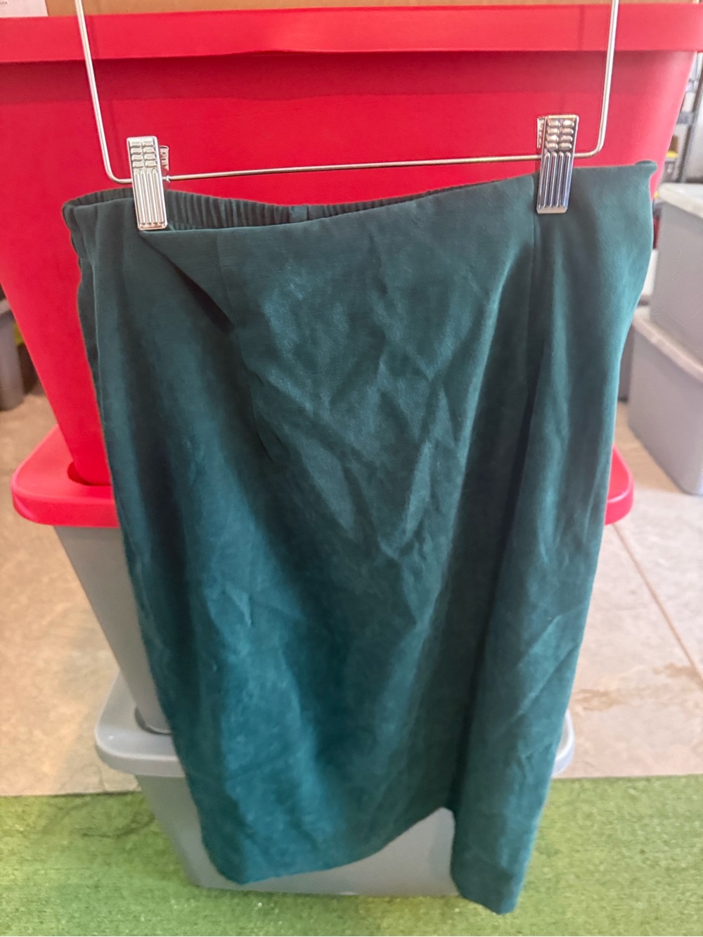 Women’s Forest Green Midi Skirt p37
